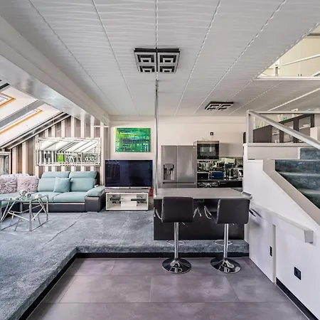 Apartment Skygarden Private Jakuzzi Sauna Gym *